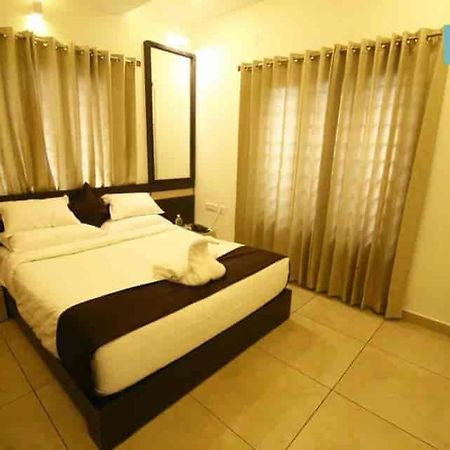 Ezebella Luxury Service Villa Ooty Exterior photo